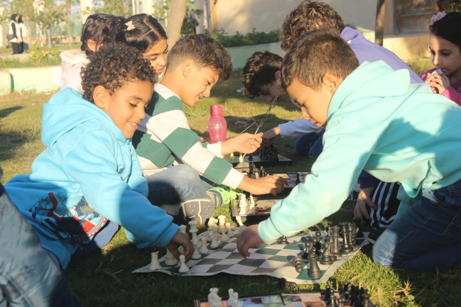 تدريب البيادق الصغيرة